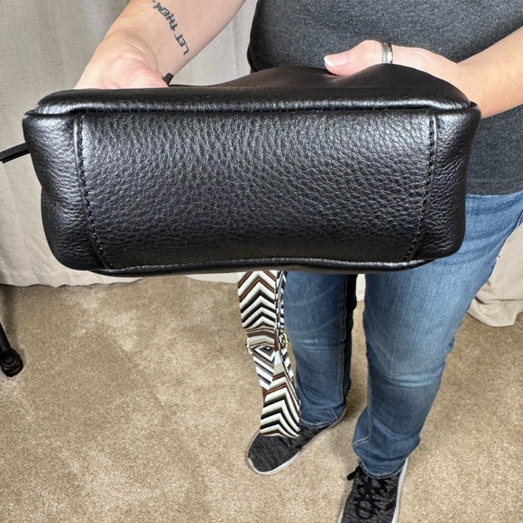 HOBO International Cass Sling with Chevron Strap - Picture 7 of 9